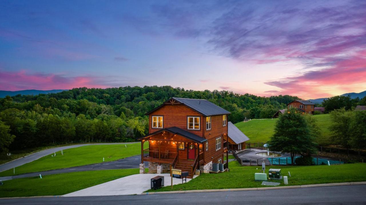 Huny Bear Lodge Pigeon Forge Dış mekan fotoğraf